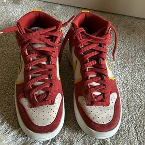 Nike dunk, high up sneaker, size 8 M